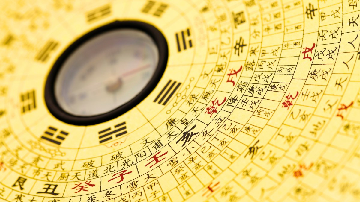 Hình nền máy tính may mắn cho mệnh Kim