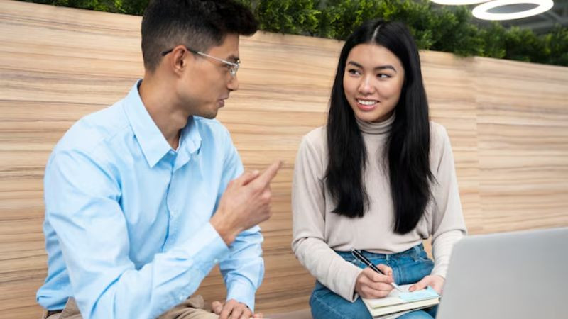 Thiên Bình sinh ngày 14 tháng 10 có kỹ năng giao tiếp tốt