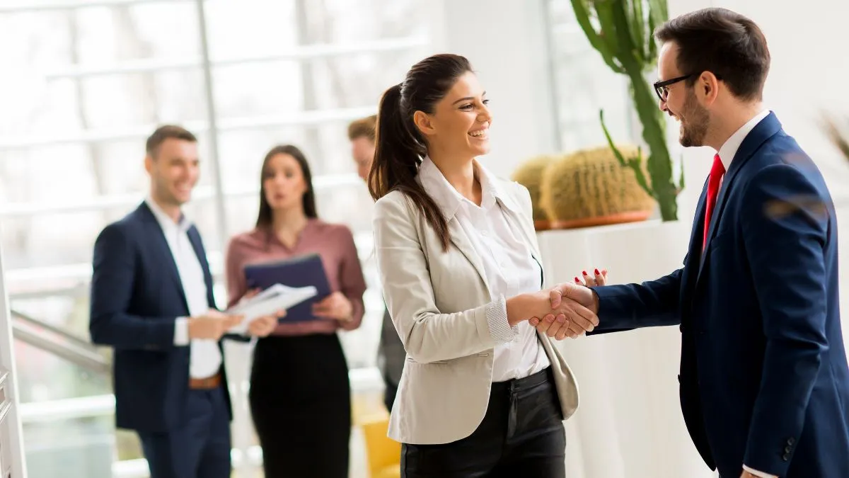 Mẫu email chúc tết khách hàng 2026 2