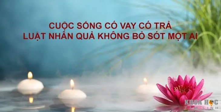 Hình ảnh một gia đình ba thế hệ quây quần bên nhau, thể hiện tình thân ấm áp