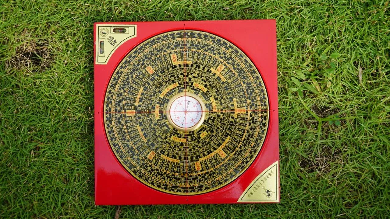Nam và nữ Quý Mùi 2003 có cung mệnh khác nhau rõ rệt theo Bát Trạch