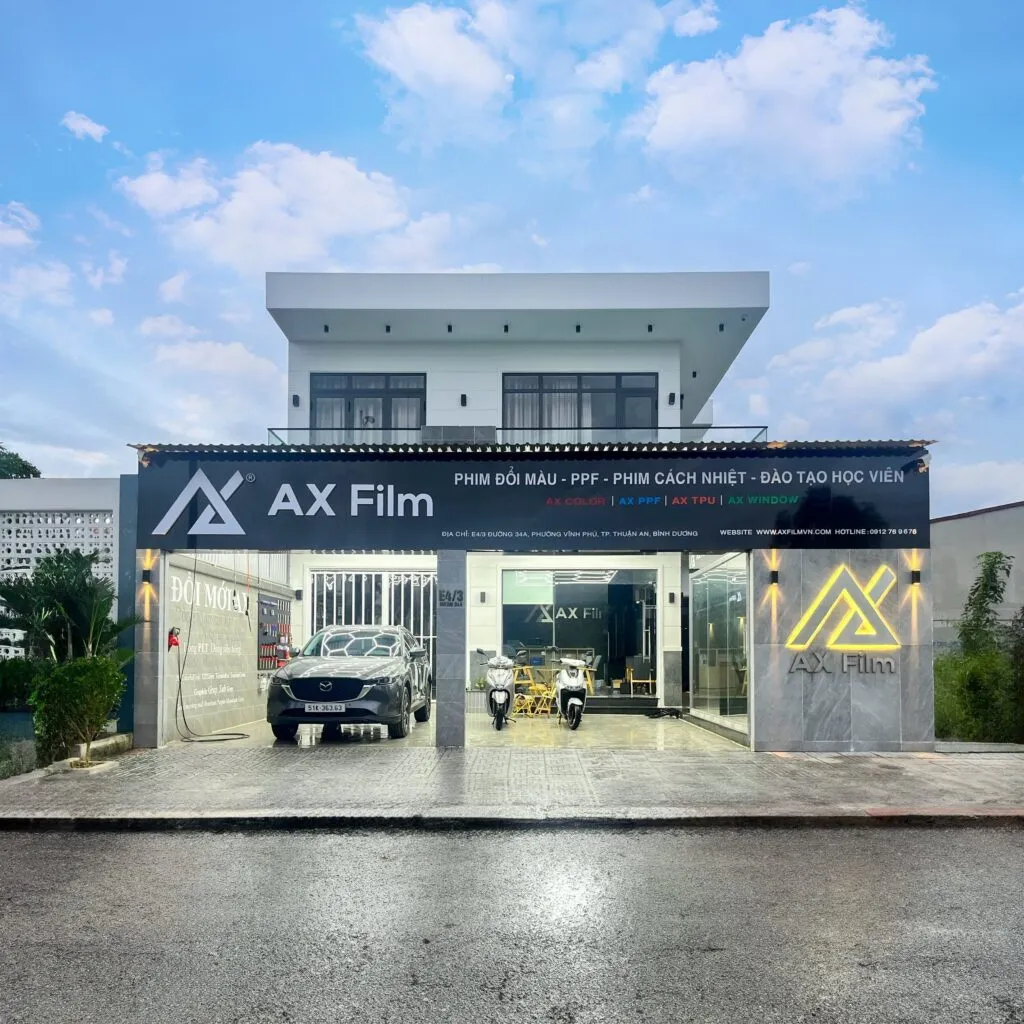 Trụ sở chính của AX Film, chuyên cung cấp dịch vụ dán phim bảo vệ và đổi màu xe