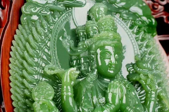 Tượng Quan Âm Bồ Tát 42 tay, 1000 mắt bằng ngọc phỉ thúy, hoàn thành sau 5 năm